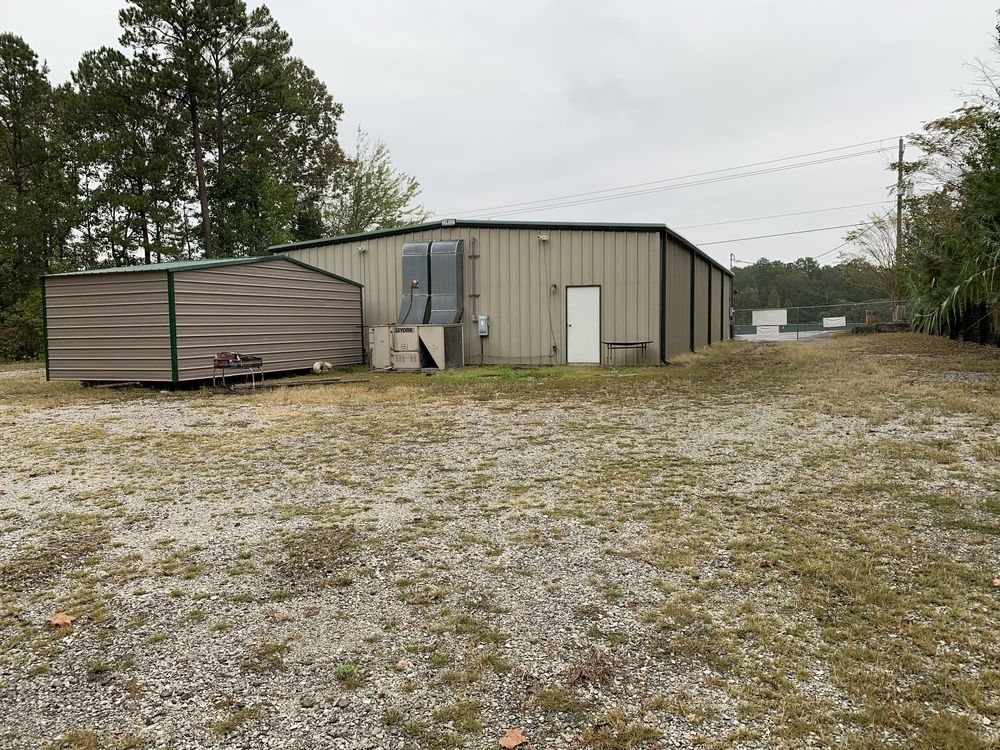 Fowl Hooked Outdoors: 14534 Highway 43 N, Northport, AL 35475